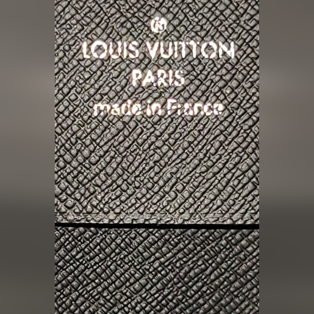 Authentic louisvuitton epi black card case - Picture 4 of 6
